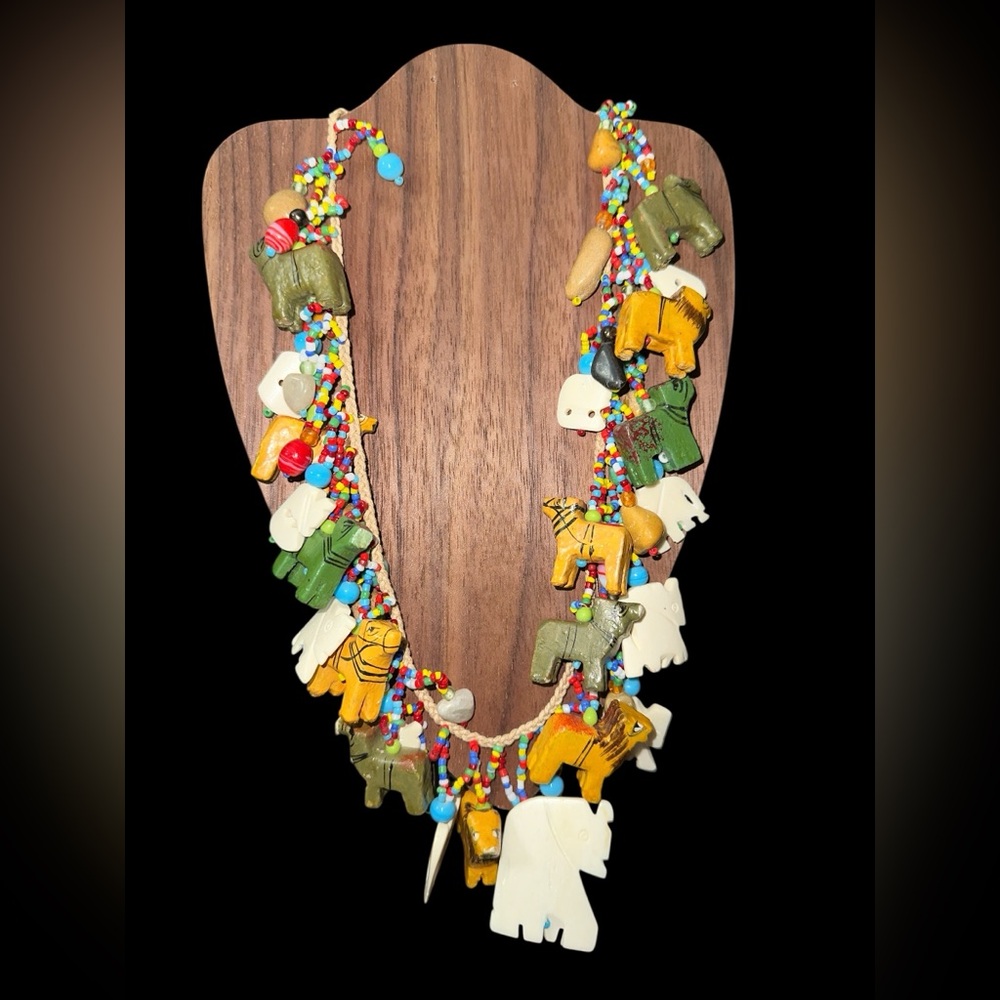 Vintage Zuni Style Carved Wood‎ Bone Animal Stone & Glass Beaded Necklace